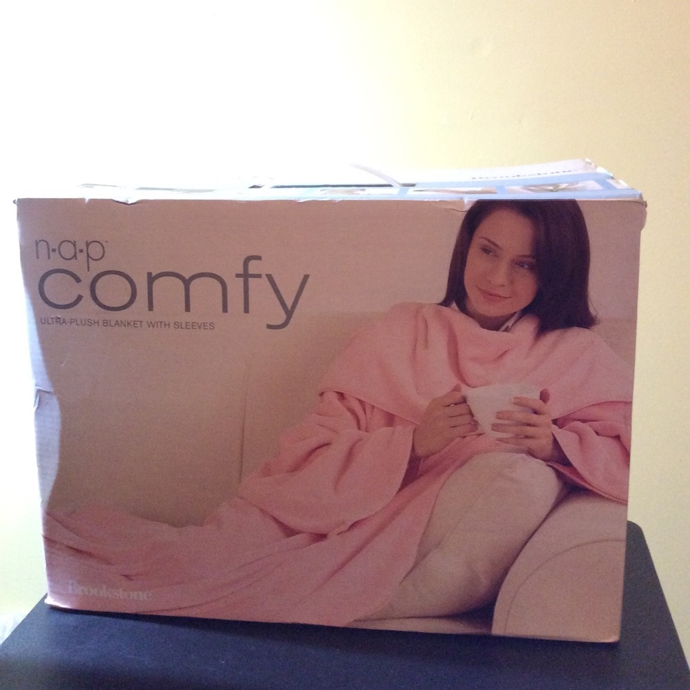 Ultra Plush Blanket with Sleeves